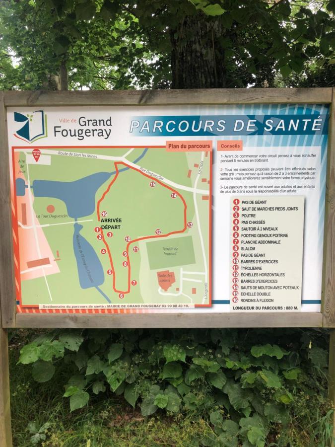 L'Etape De La Tour Apartman Grand-Fougeray Kültér fotó